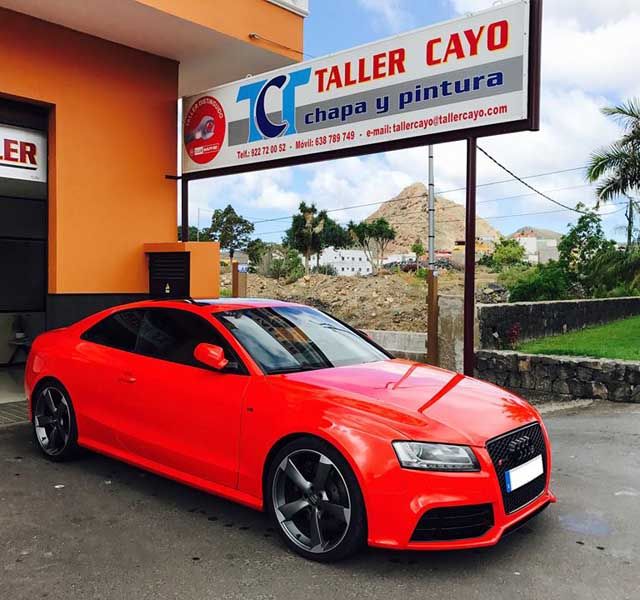 Taller Cayo carro rojo